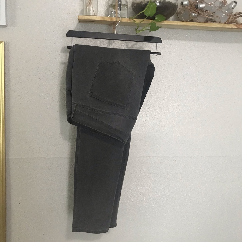 Old Navy Gray Super Skinny Mid-Rise Jeans